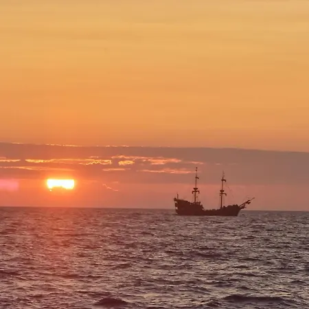 Dreamhouse „piaskowy” Ul. Północna 18 C, Wschodnie *